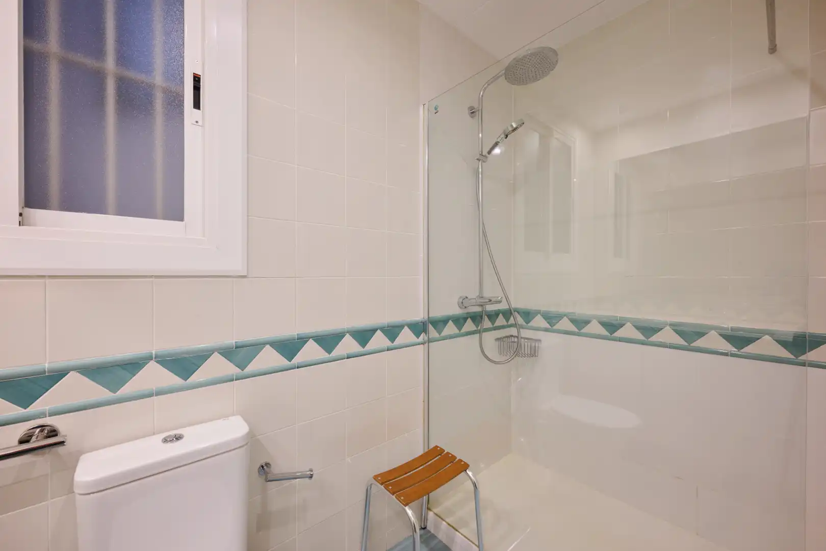 Baño de Piso en venta en Barcelona con Aire acondicionado, Calefacción y Terraza