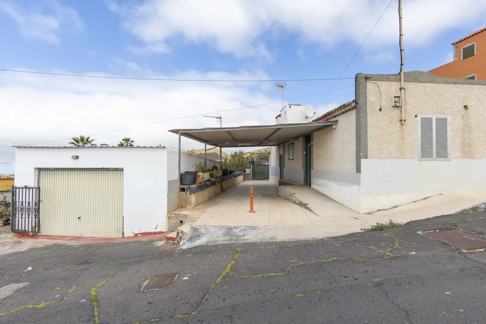 Vista exterior de Casa o xalet en venda en Vilaflor de Chasna amb Jardí privat