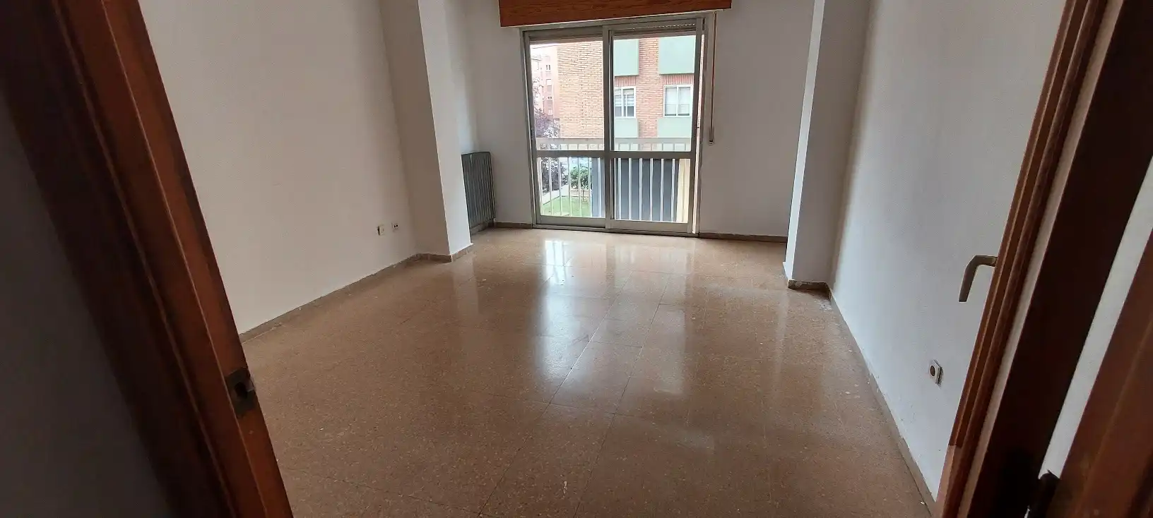Sala d'estar de Pis en venda en Zamora Capital  amb Calefacció, Terrassa i Balcó