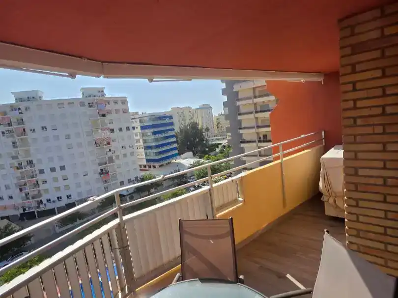 Terrasse von Wohnung zur Miete in Gandia mit Klimaanlage, Schwimmbad und Möbliert