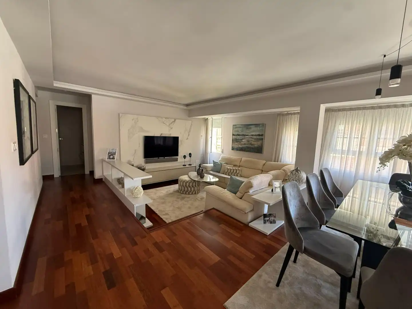 Wohnzimmer von Wohnung zum Verkauf in Guardamar del Segura mit Klimaanlage, Heizung und Terrasse