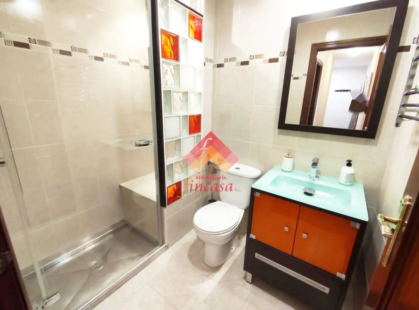 Badezimmer von Wohnung zur Miete in Ronda mit Heizung und Möbliert
