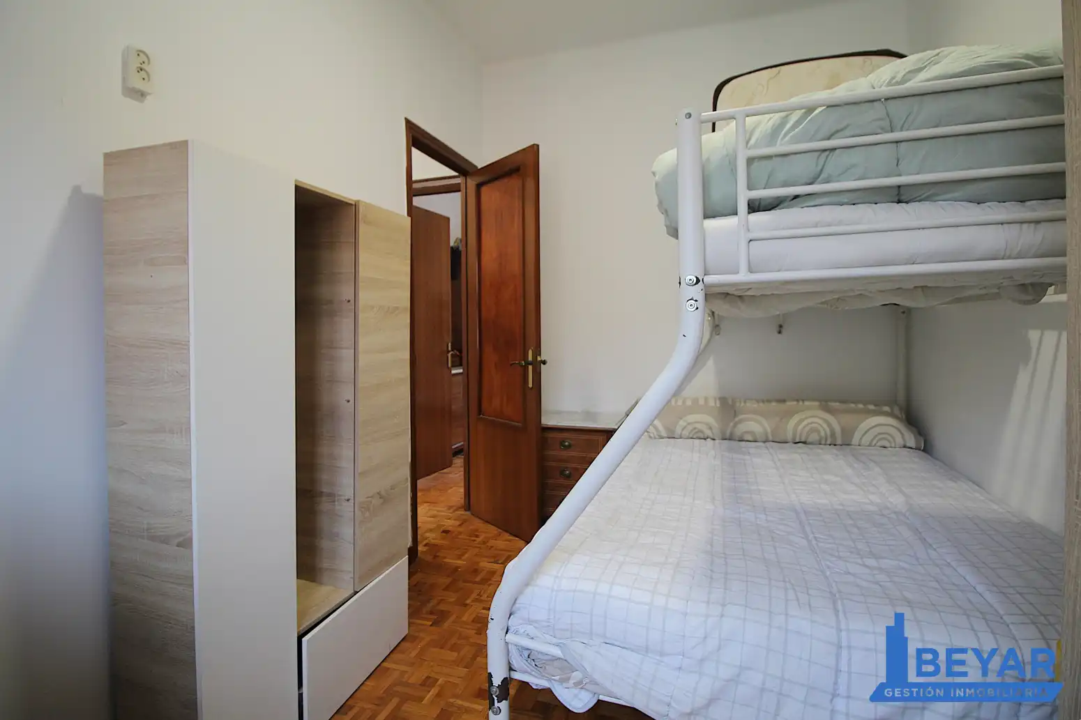 Habitación de Piso en venta en Inmobiliaria - Barreda