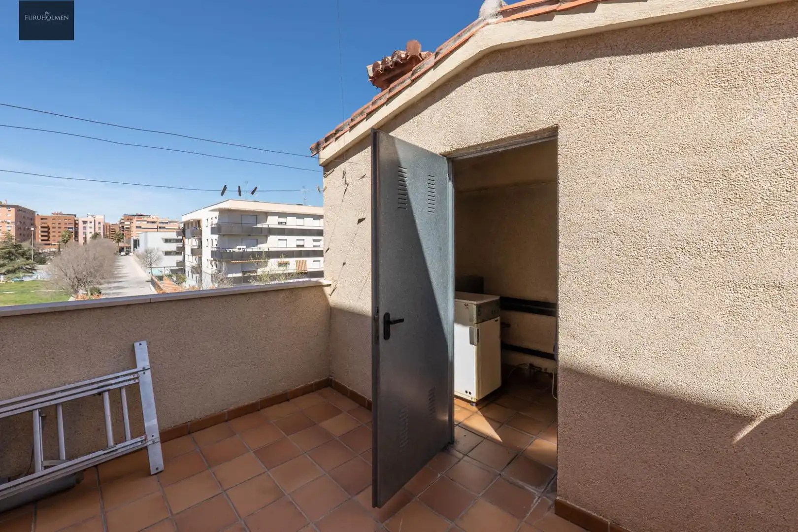 Casa amb terrassa en venda a Calle Castoreño, imagen 35