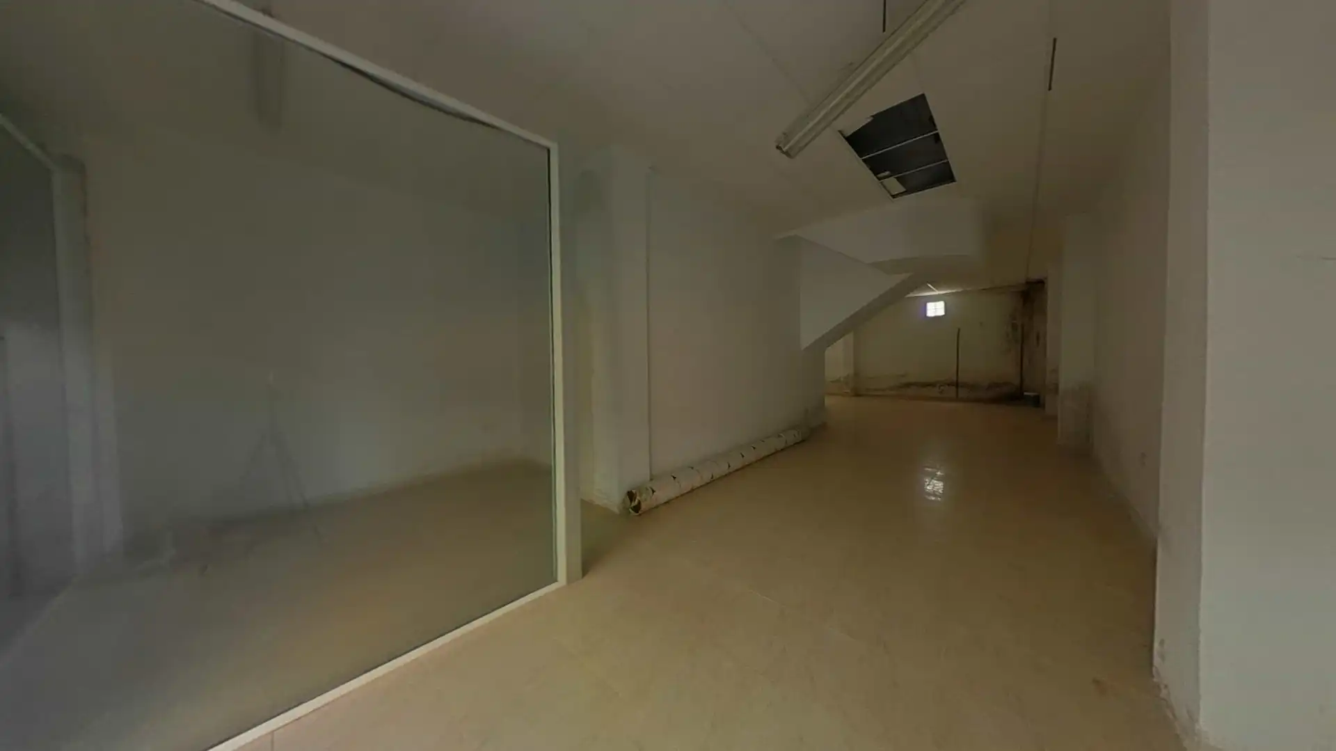 Commercial properties for sale in Pedro Lorca, 90, -1, Las Piscinas Naturales