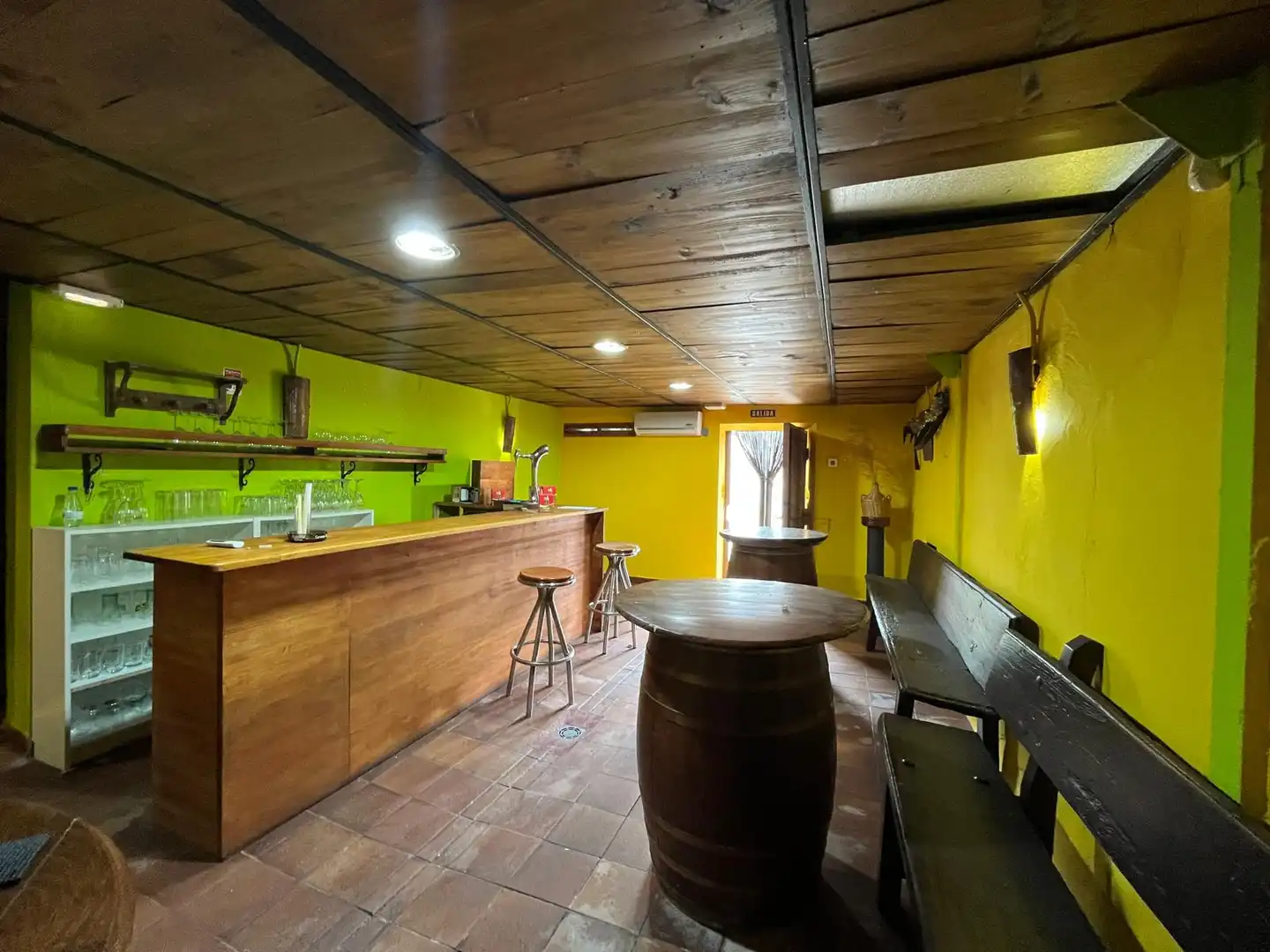 Local en venta en Santibáñez de Valcorba con Amueblado