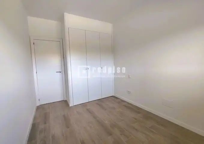 Bedroom of Flat for rent in Guadalajara  with Air Conditioner, Heating and Parquet flooring