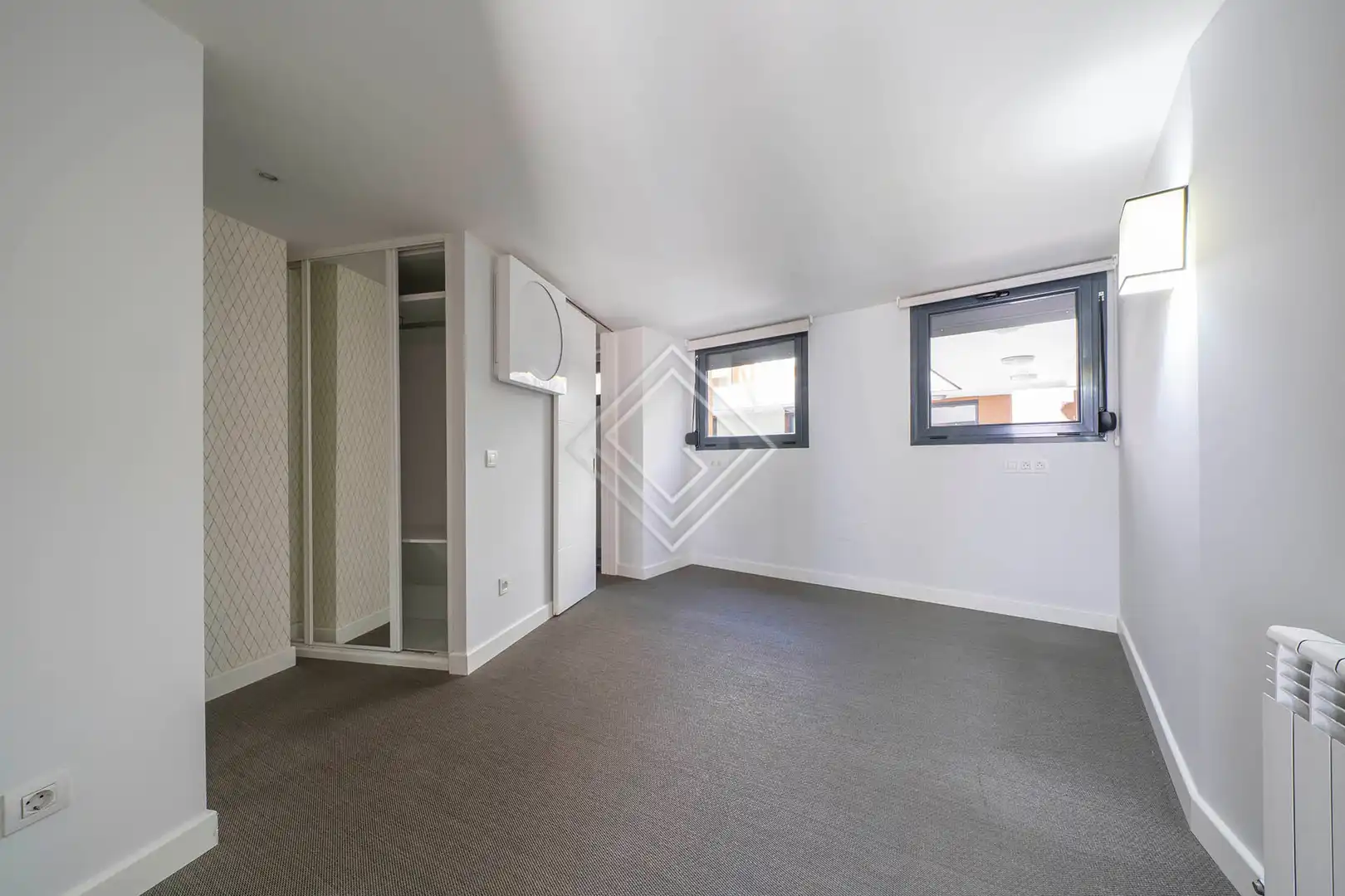 Habitación de Dúplex de alquiler en Madrid con Aire acondicionado y Calefacción