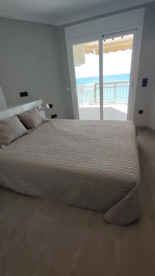 Apartament amb ascensor en venda a Paseo Marítimo Rey de España 81, imagen 3