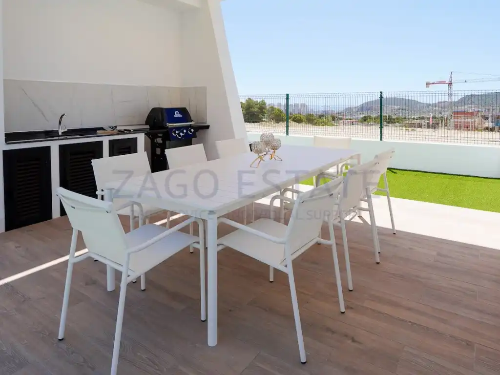 Haus oder Chalet zur Miete in Calle Equador, 4, Balcón de Finestrat - Terra Marina
