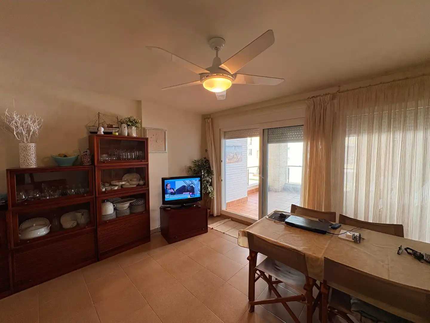 Sala de estar de Apartamento en venta en Ayamonte con Aire acondicionado, Terraza y Piscina comunitaria