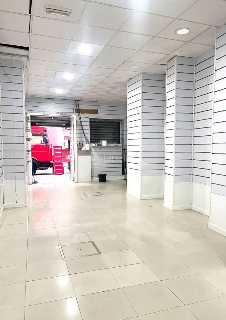 Local comercial en venda a Calle Feria 102, imagen 3