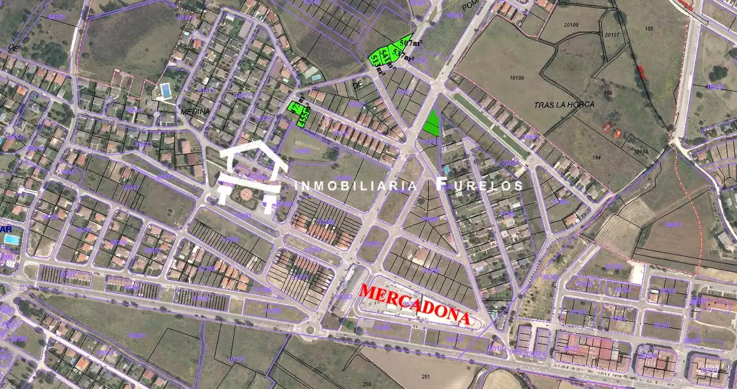 Lands and plots for sale in Calle Isabel de Portugal 2