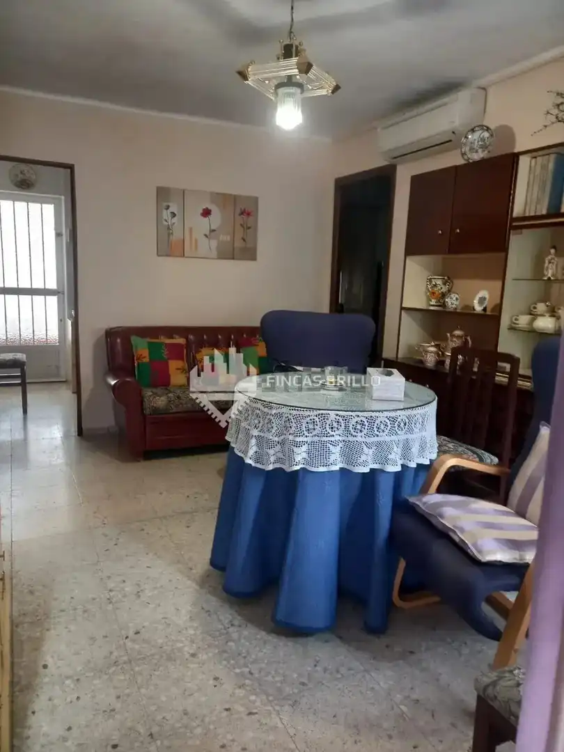 Casa adosada en venda a Calle de El Salvador, Nuevo Cáceres