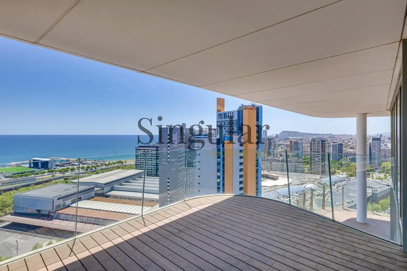 Terrassa de Dúplex en venda en Barcelona amb Calefacció, Parquet i Terrassa