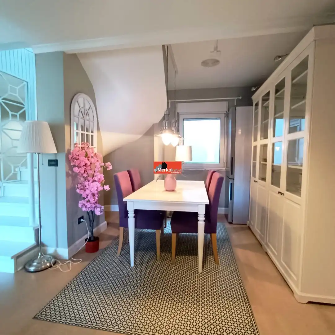 Comedor de Dúplex de alquiler en Lugo con Calefacción, Terraza y Trastero