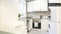 Kitchen of Flat to rent in  Madrid Capital  with Air Conditioner and Balcony