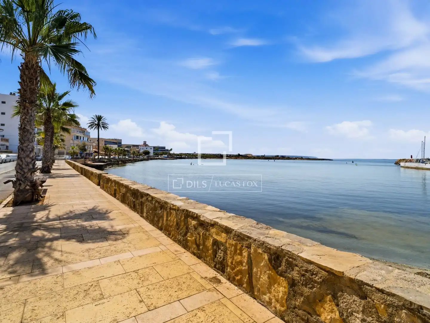 Vista exterior de Loft en venda en  Palma de Mallorca amb Aire condicionat, Moblat i Balcó