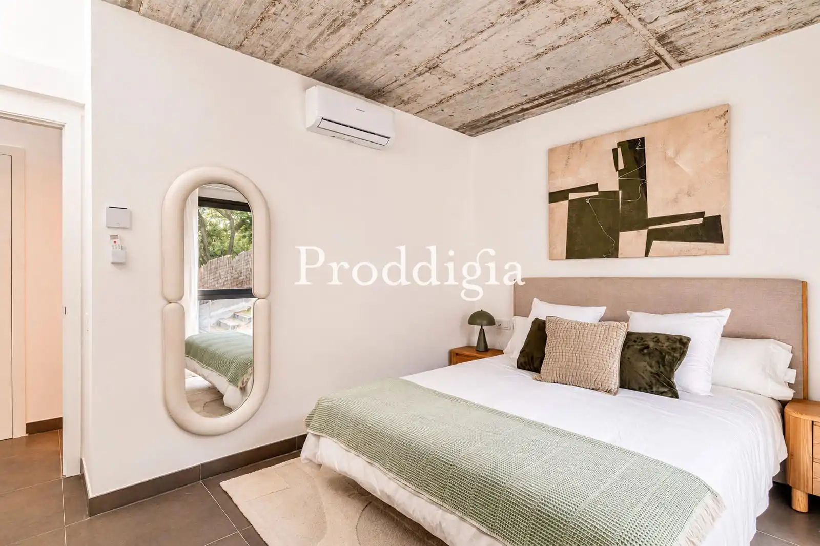 Habitación de Casa o chalet de alquiler en Barcelona con Aire acondicionado, Calefacción y Amueblado