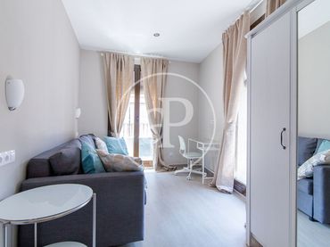 Appartamento con balcone in vendita a Carrer de Joaquín Costa
