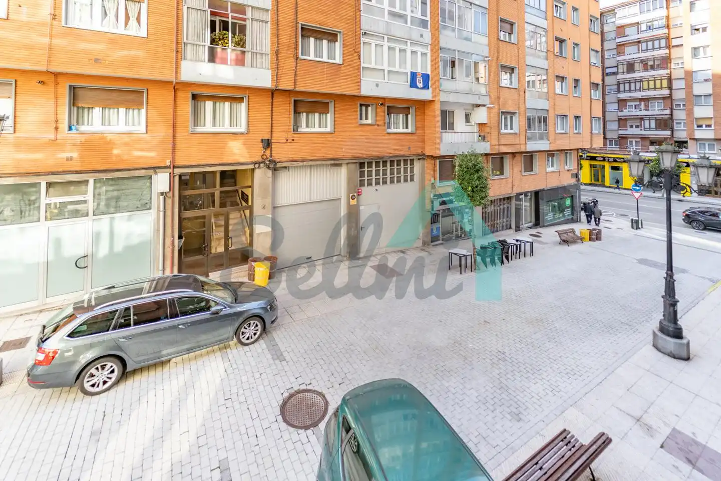 Vista exterior de Pis en venda en Oviedo  amb Calefacció