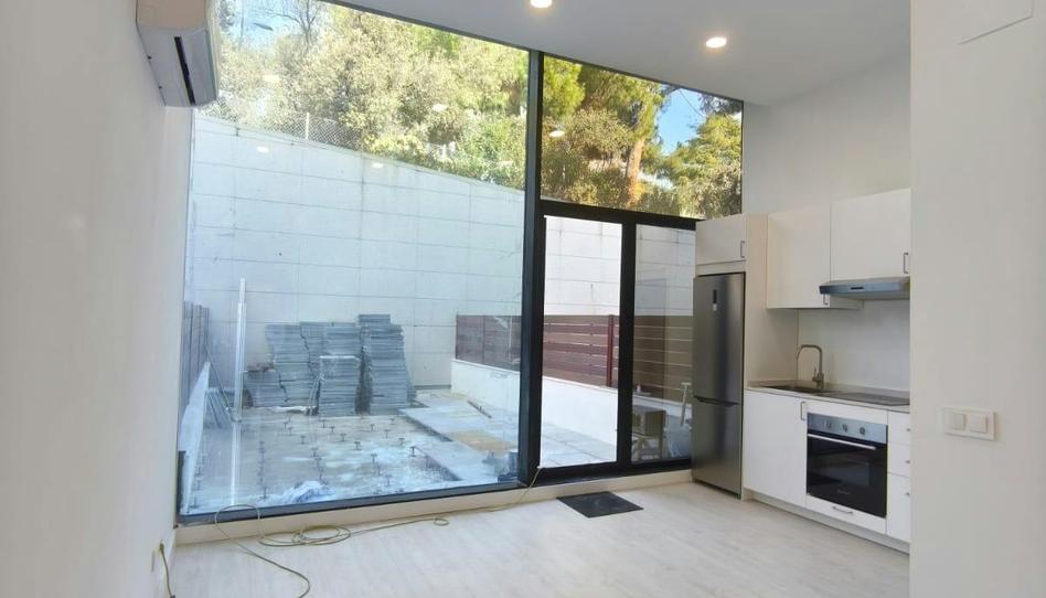 Foto 1 de Apartament de lloguer a Av. del Puente Cultural, 1, Dehesa Vieja - Puente Cultural, Madrid