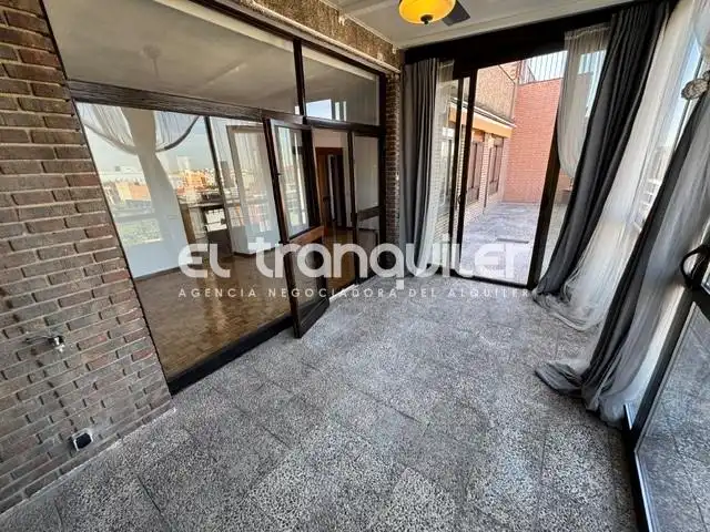 Terrassa de Àtic de lloguer en Madrid amb Aire condicionat, Parquet i Terrassa