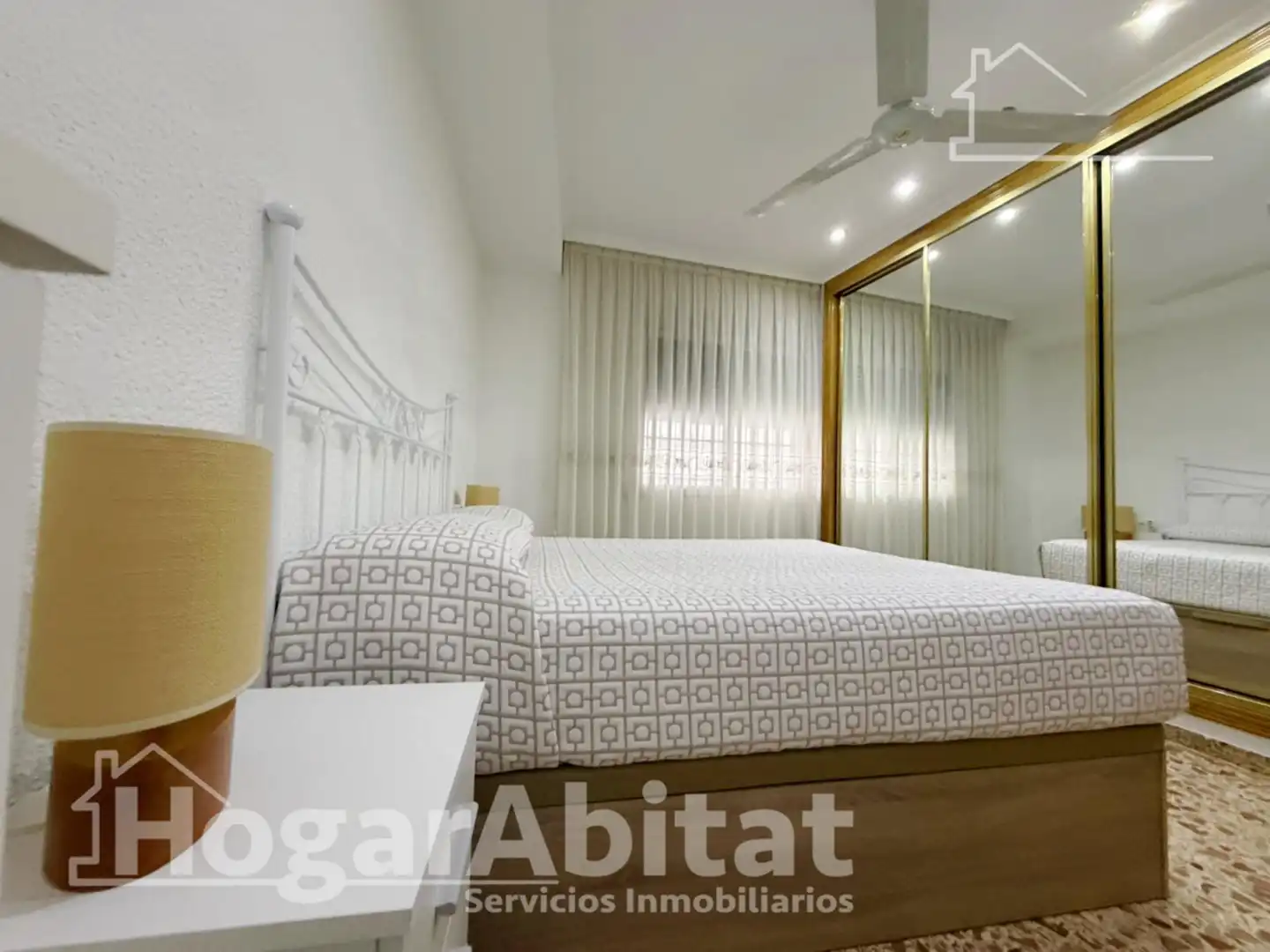 Bedroom of Flat for sale in Torrent  with Air Conditioner, Terrace and Furnished