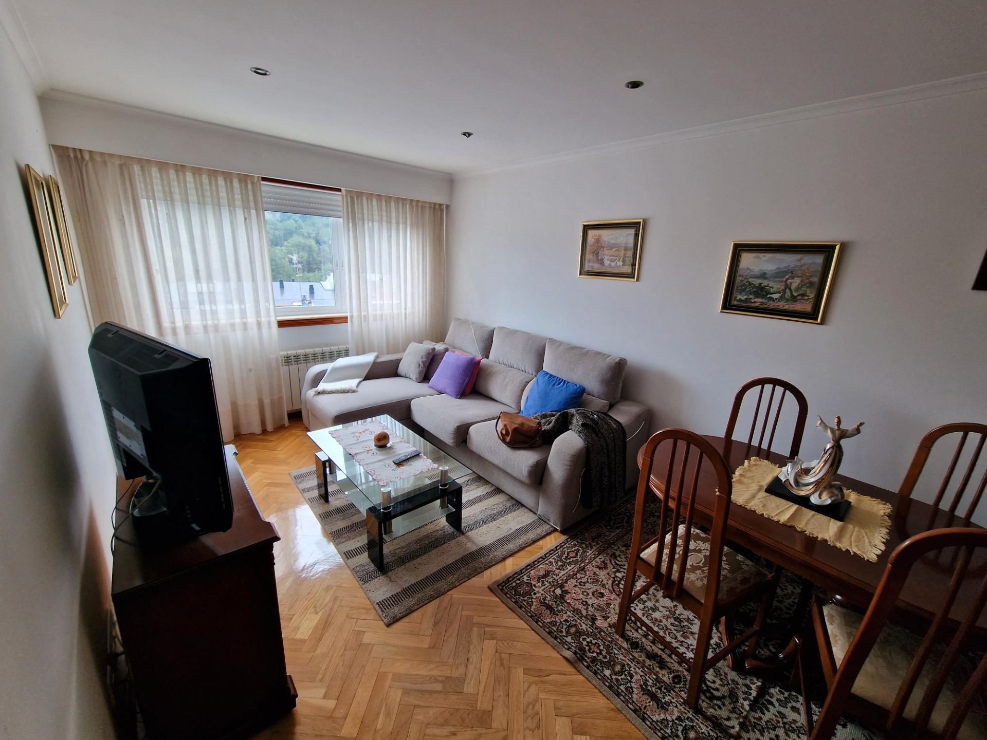 Sala d'estar de Pis en venda en Barbadás amb Calefacció, Parquet i Moblat