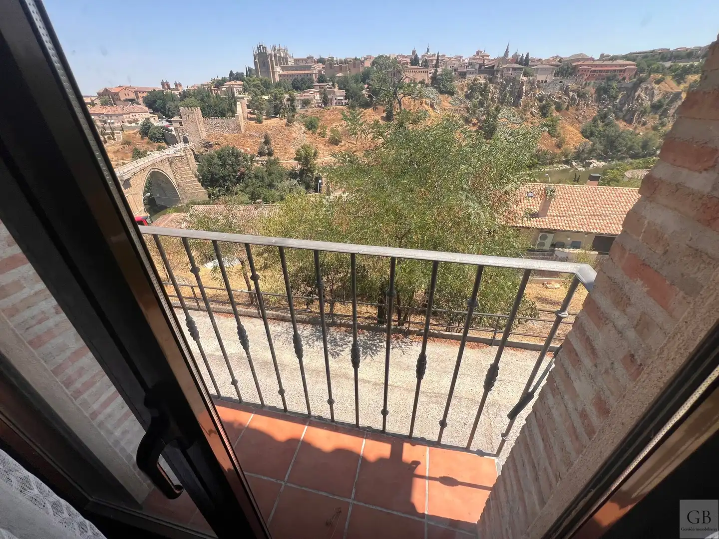 Terrassa de Casa o xalet en venda en Toledo amb Calefacció, Jardí privat i Terrassa