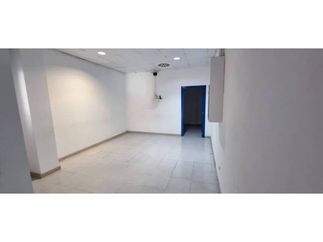 Local comercial en Alquiler en Calle EMILI BOTEY I ALSINA, 15 en Tres Torres
