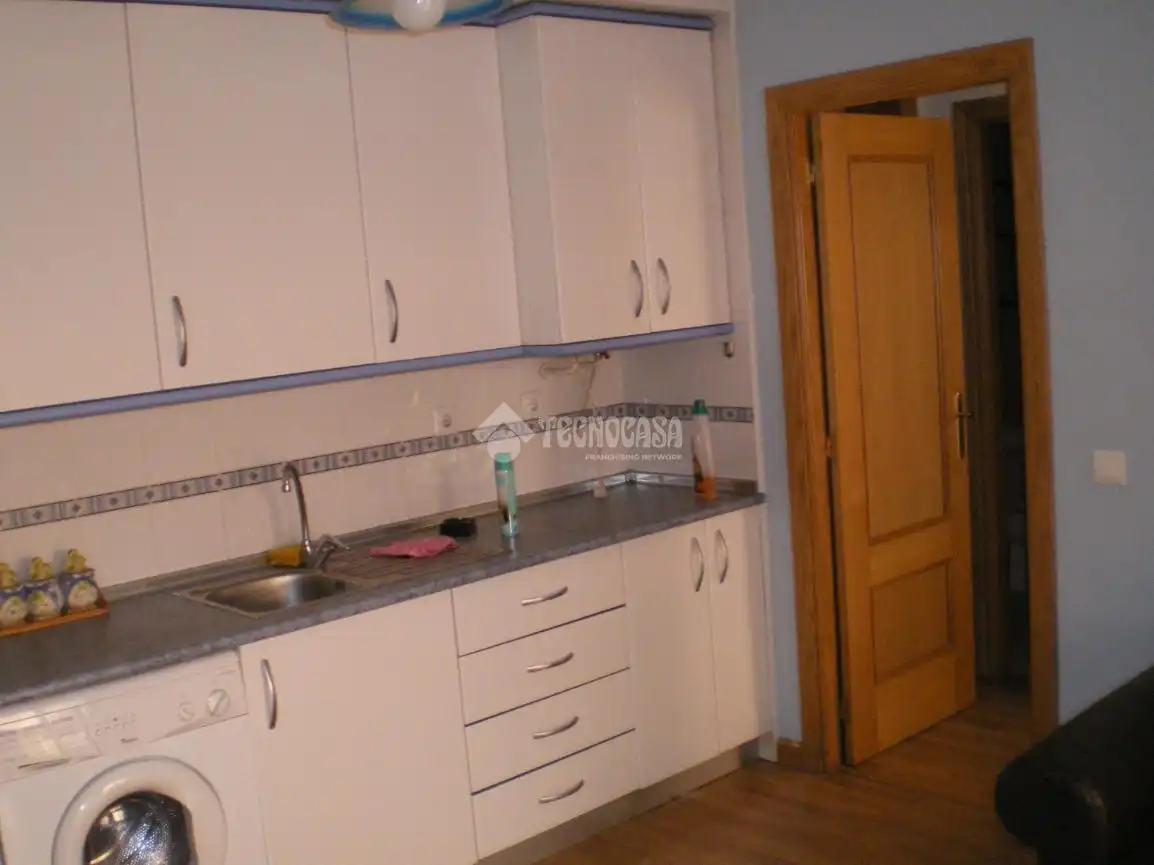 Flat with pool for sale in Casco histórico, imagen 4