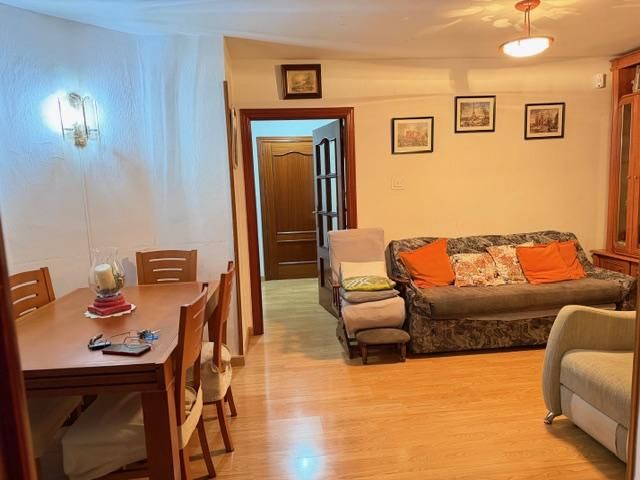 Living room of Flat for sale in  Madrid Capital  with Terrace