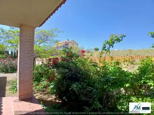 Jardí de Casa o xalet en venda en Layos amb Jardí privat