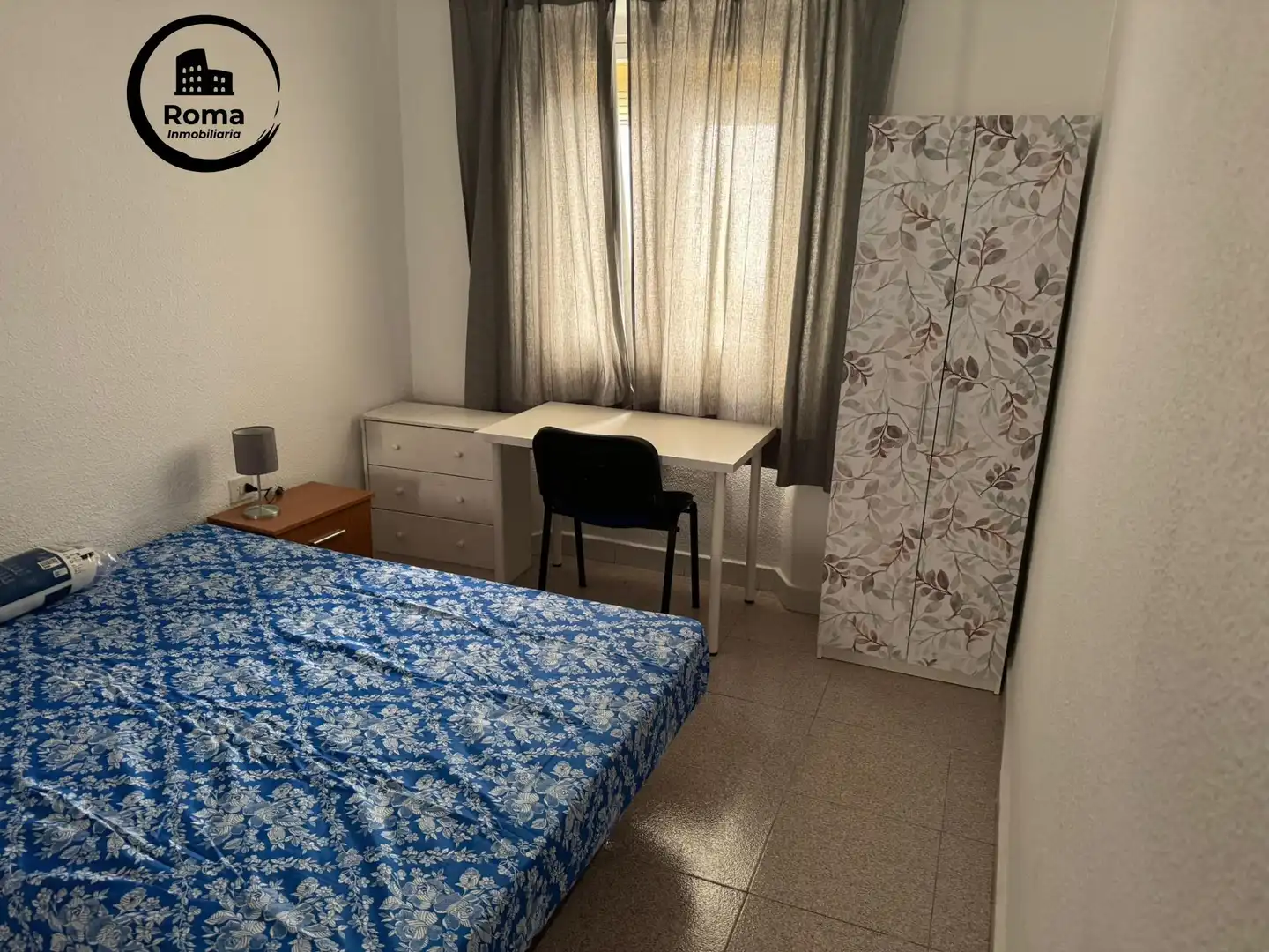 Bedroom of Flat for rent in Granada