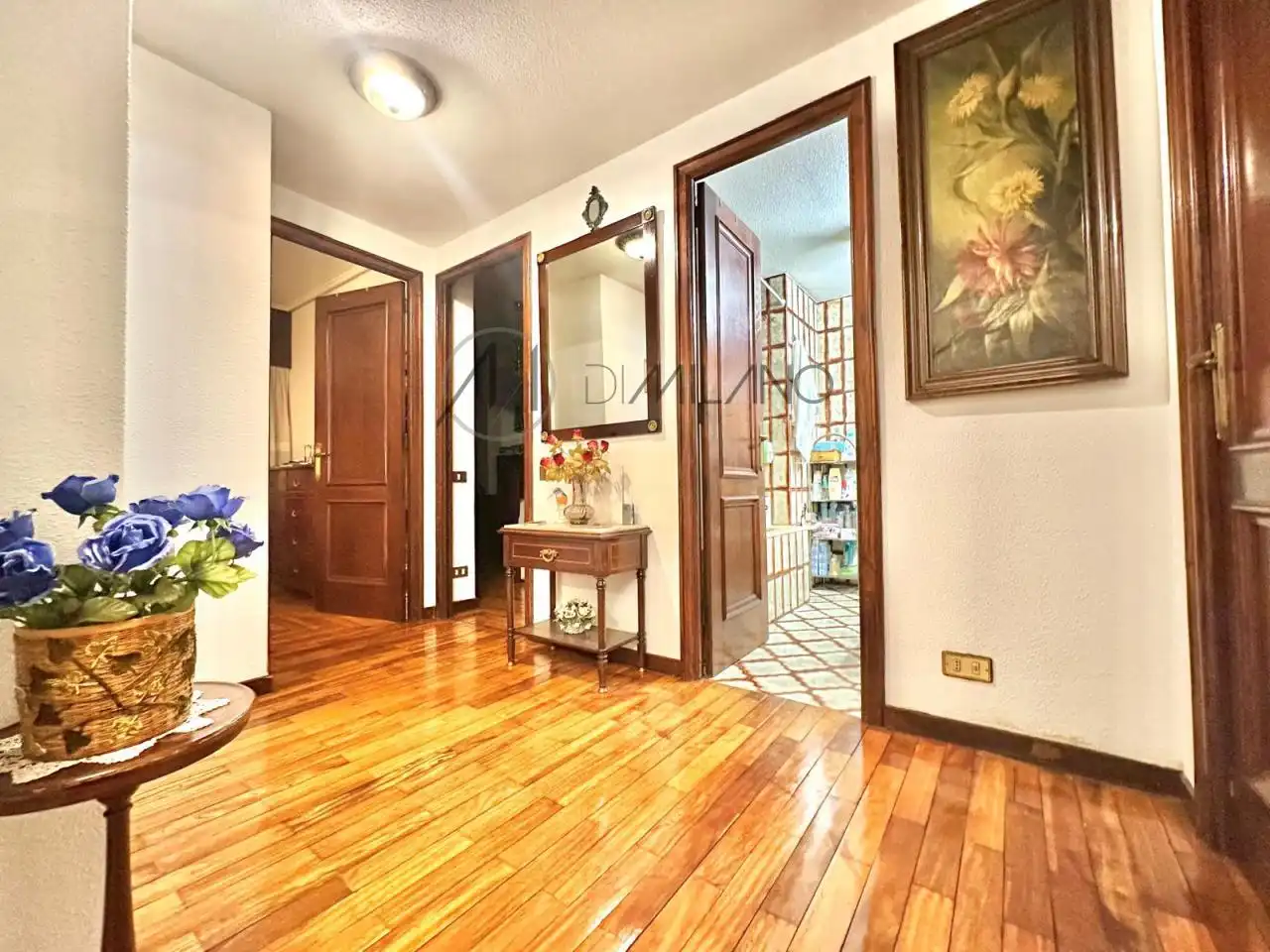Piso en venta en Vigo  con Calefacción, Parquet y Trastero