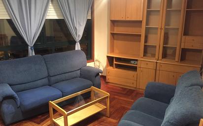 Sala d'estar de Apartament en venda en Vigo 