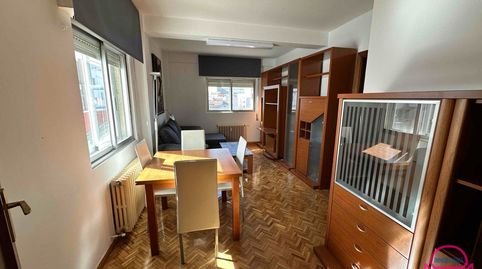 Apartamento bien situado, alto y luminoso