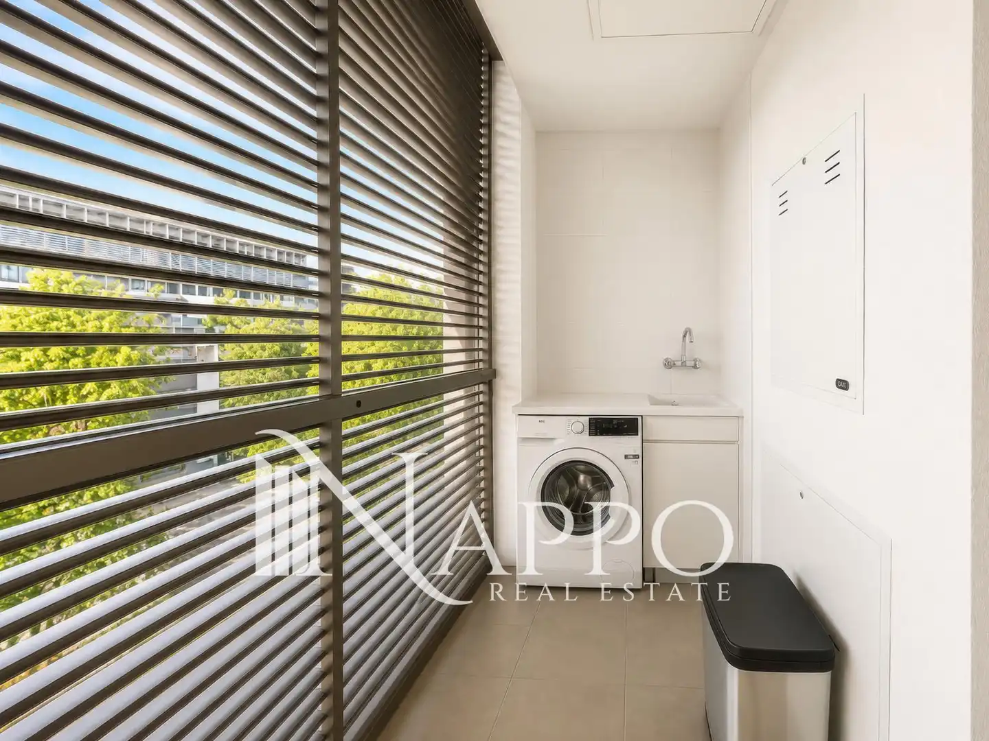 Außenansicht von Wohnung zum Verkauf in  Palma de Mallorca mit Klimaanlage, Heizung und Terrasse