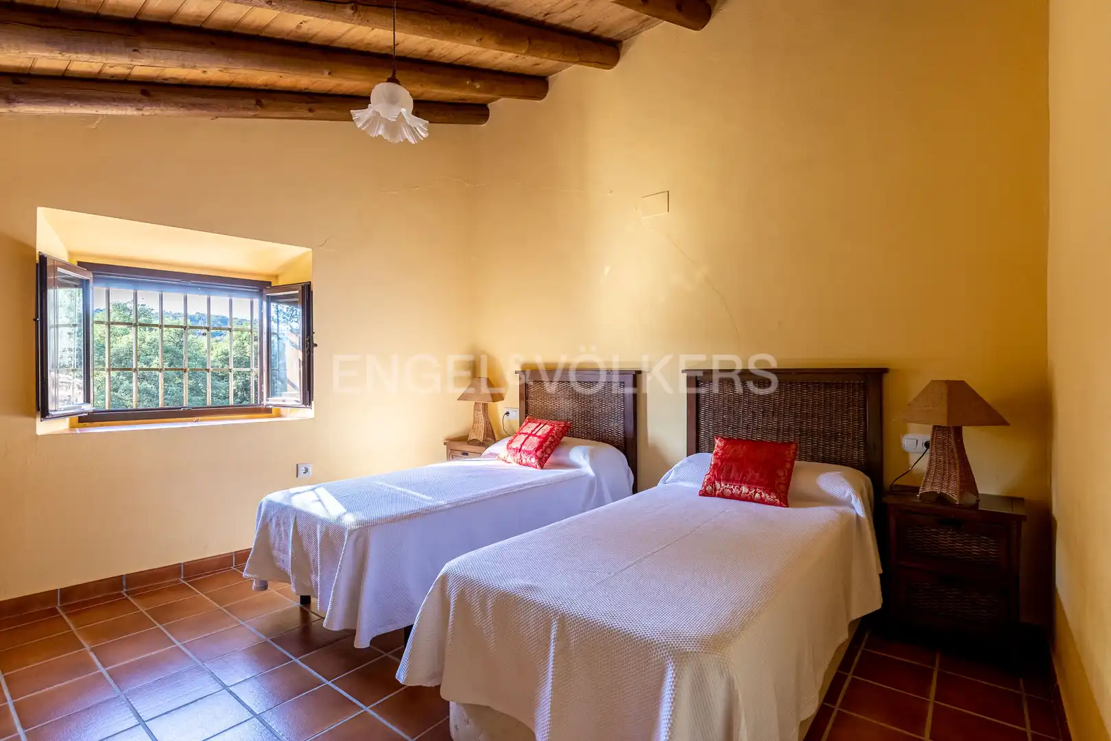 Habitación de Casa o chalet en venta en Cortegana con Calefacción, Jardín privado y Trastero