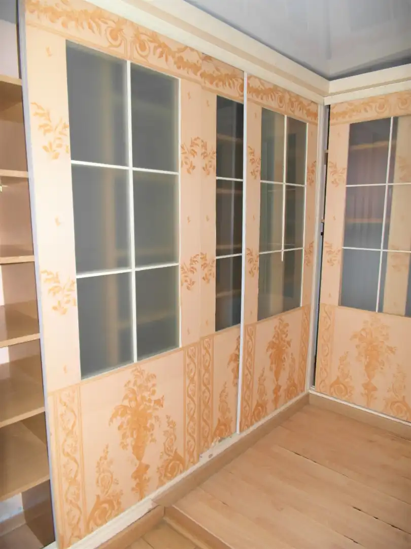 Habitación de Casa adosada en venta en Madrid con Aire acondicionado, Calefacción y Jardín privado