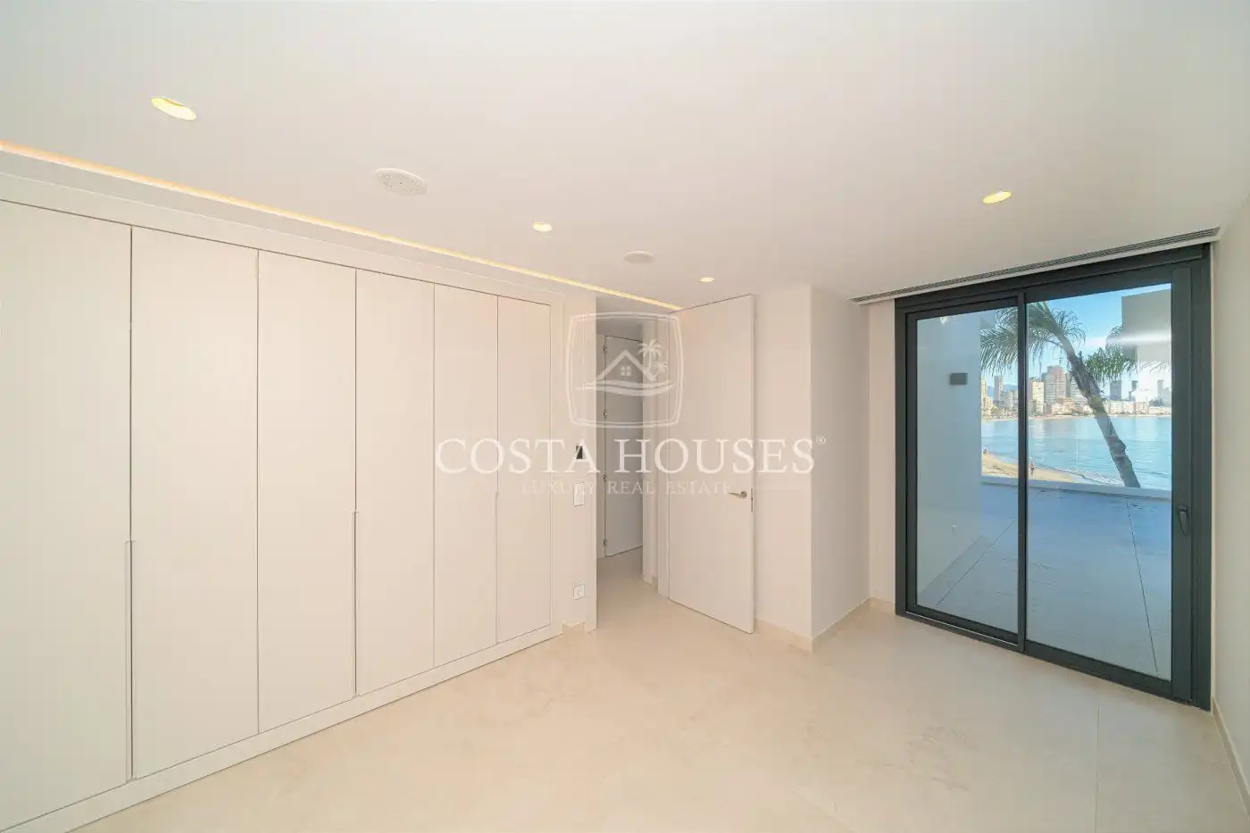 Planta baja en venta en Benidorm con Aire acondicionado, Jardín privado y Terraza