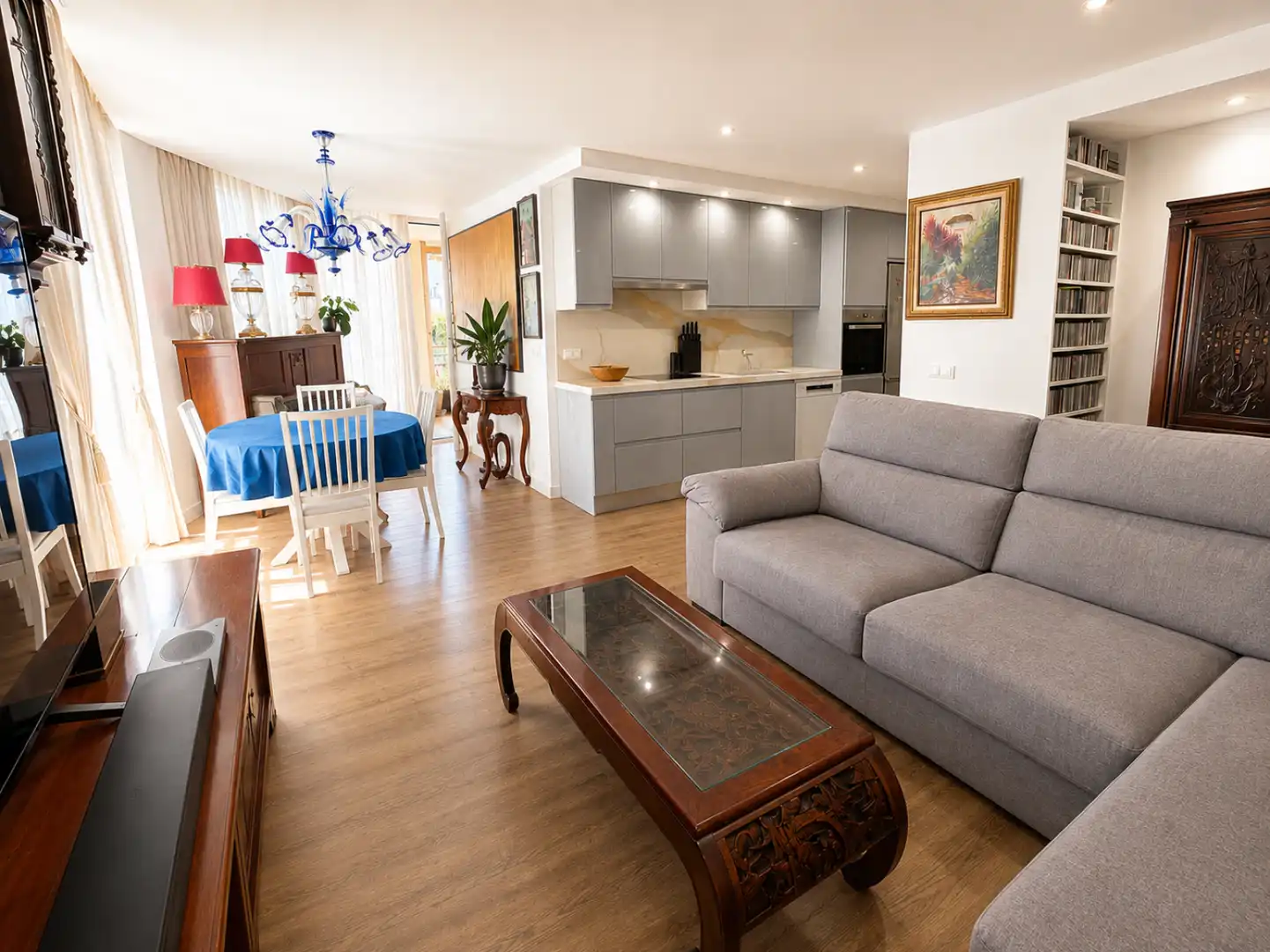 Sala d'estar de Pis en venda en  Palma de Mallorca amb Aire condicionat, Terrassa i Piscina