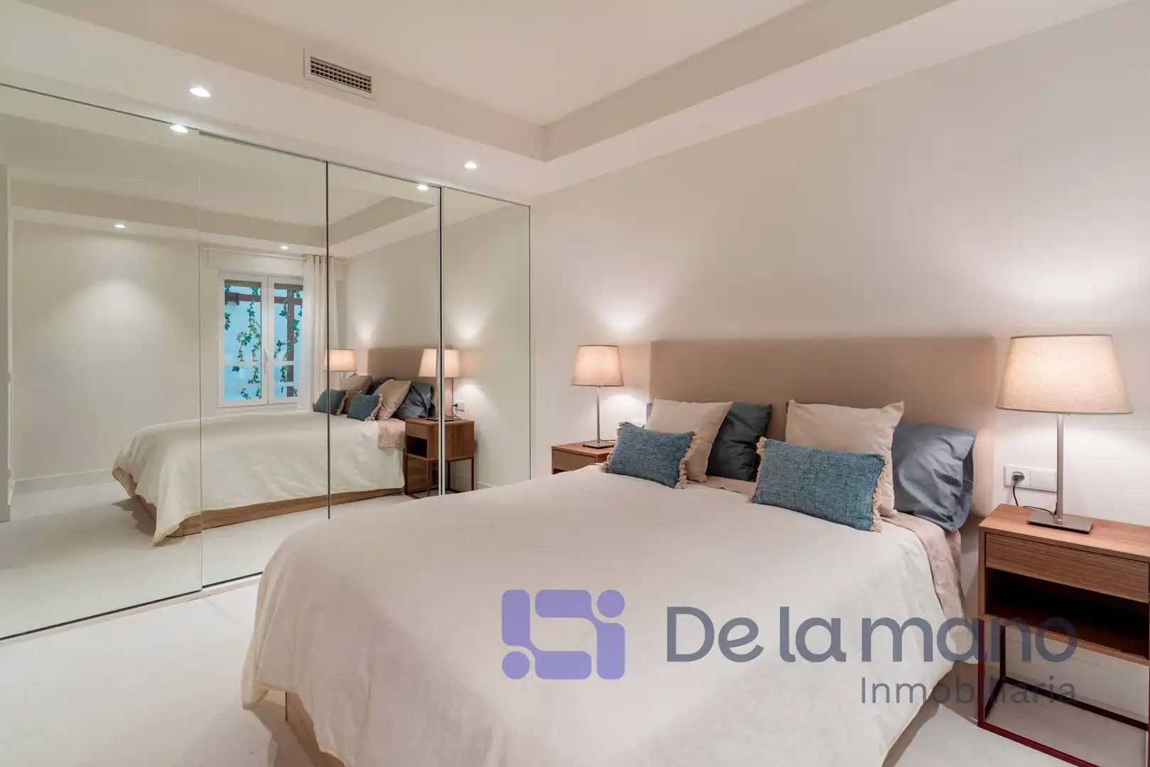 Bedroom of Apartments for rent in Madrid  with Air Conditioner, Heating and Furnished