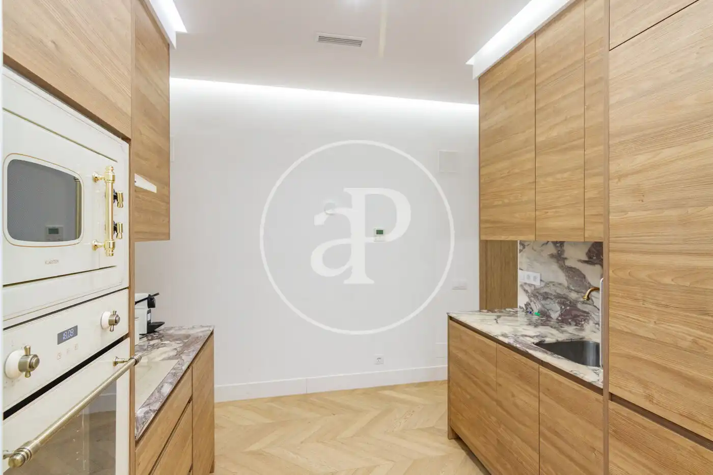 Cocina de Piso en venta en Madrid con Aire acondicionado, Calefacción y Amueblado