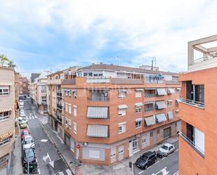 Vista exterior de Pis en venda en Alicante / Alacant amb Aire condicionat, Calefacció i Terrassa