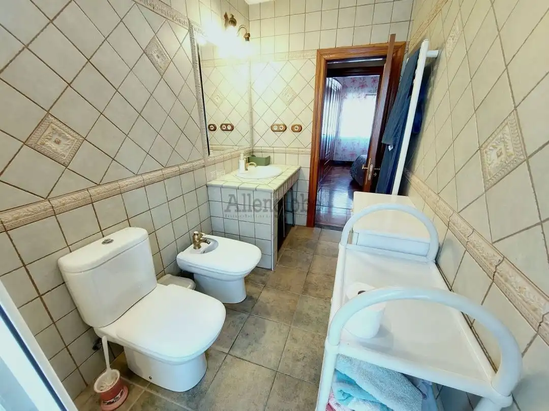 Piso de alquiler en Calle Fernando Vela, Milán - Pumarín