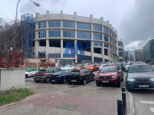 Nave industrial en Venta en Valdebebas - Valdefuentes