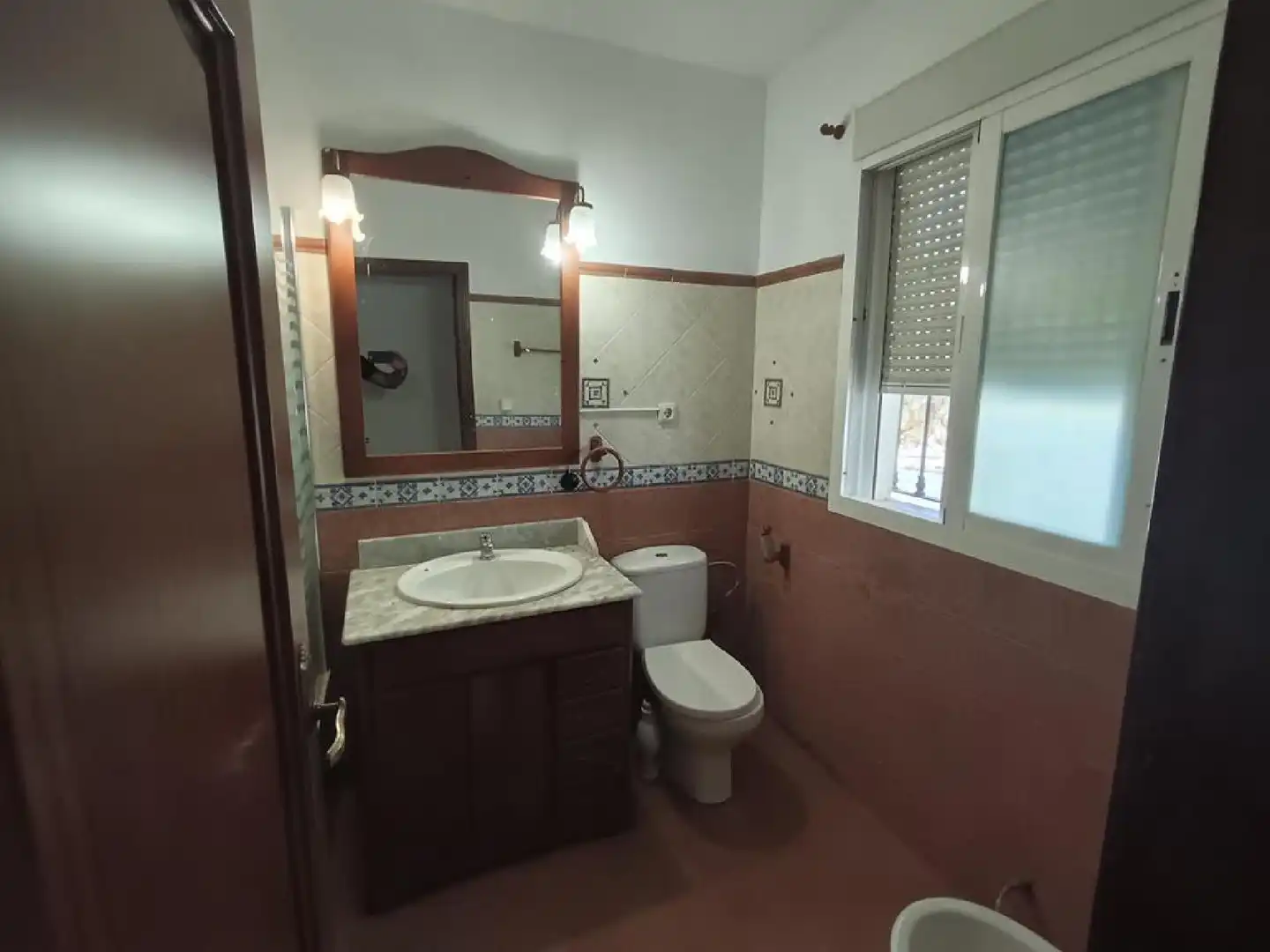 Baño de Casa o chalet en venta en Benamocarra con Jardín privado, Terraza y Trastero