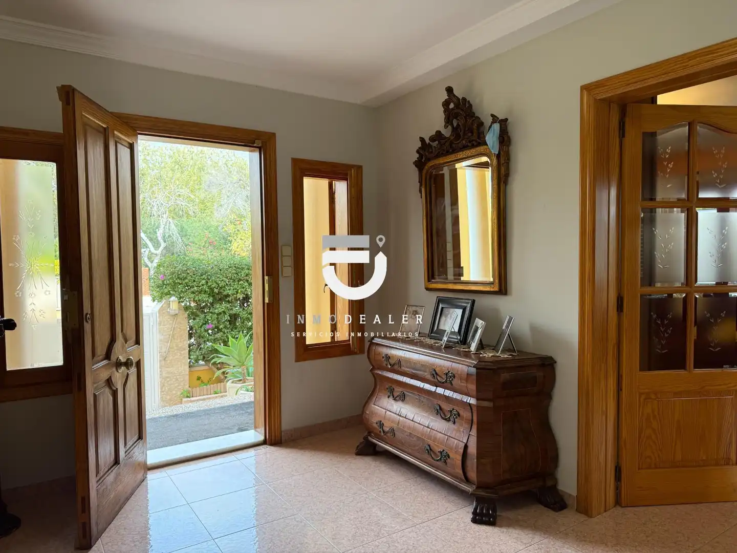 Casa o xalet en venda en Oliva amb Jardí privat, Terrassa i Piscina